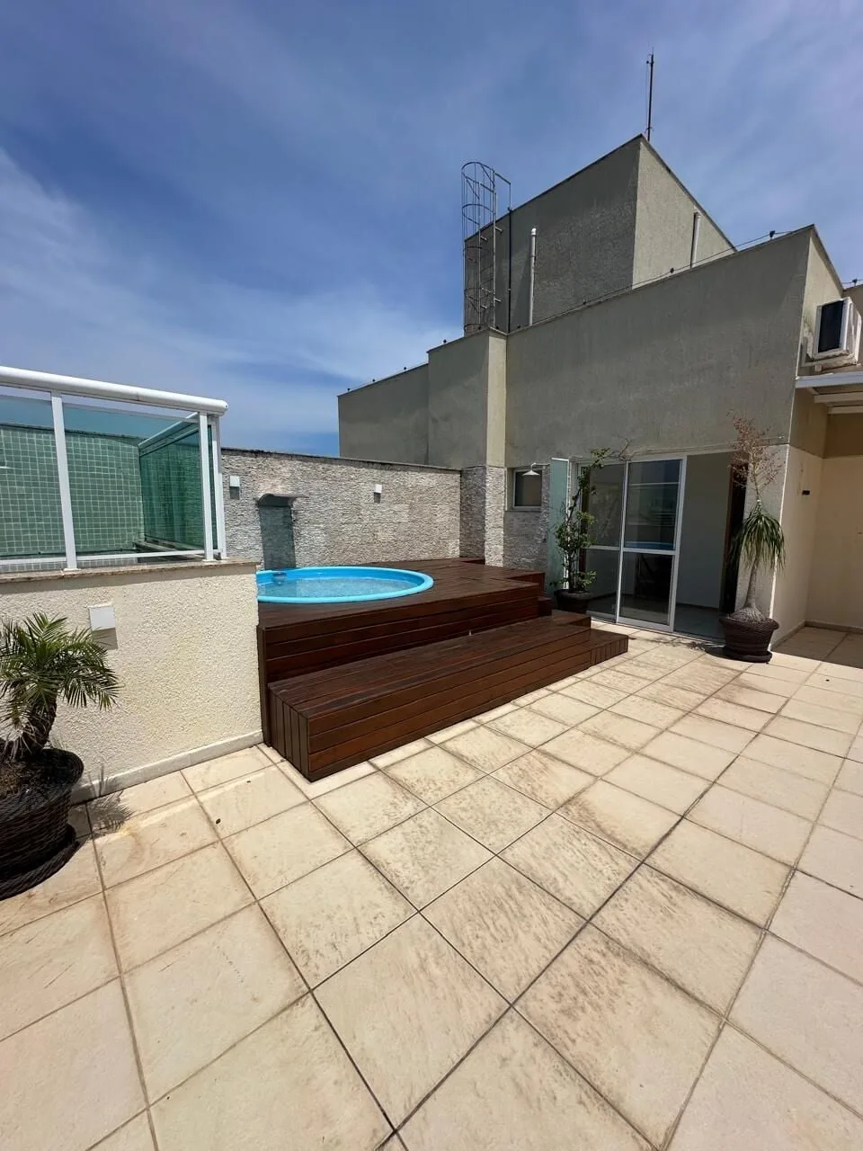 Alugar ou Comprar: Residencial Sublime Max Condominium