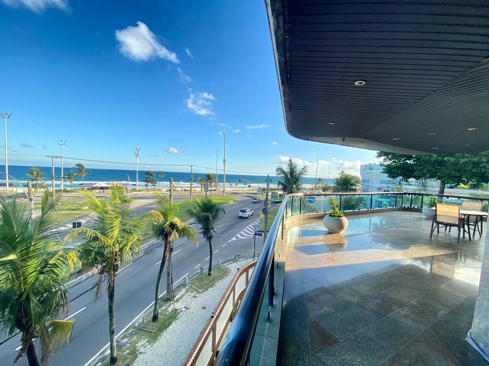 Apartamento com 4 quartos a venda no Jardim Oceânico, 377m2, Frontal Mar - imagem 2