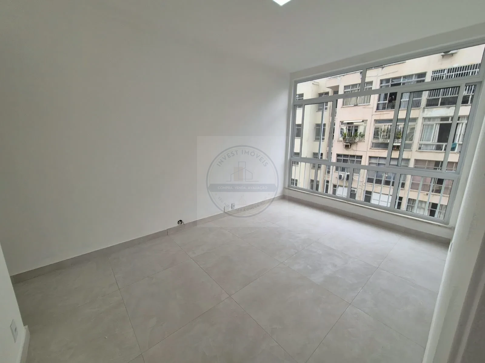 Apartamento a venda com 2 quartos no Leme, 70m2, 1 vaga - imagem 3