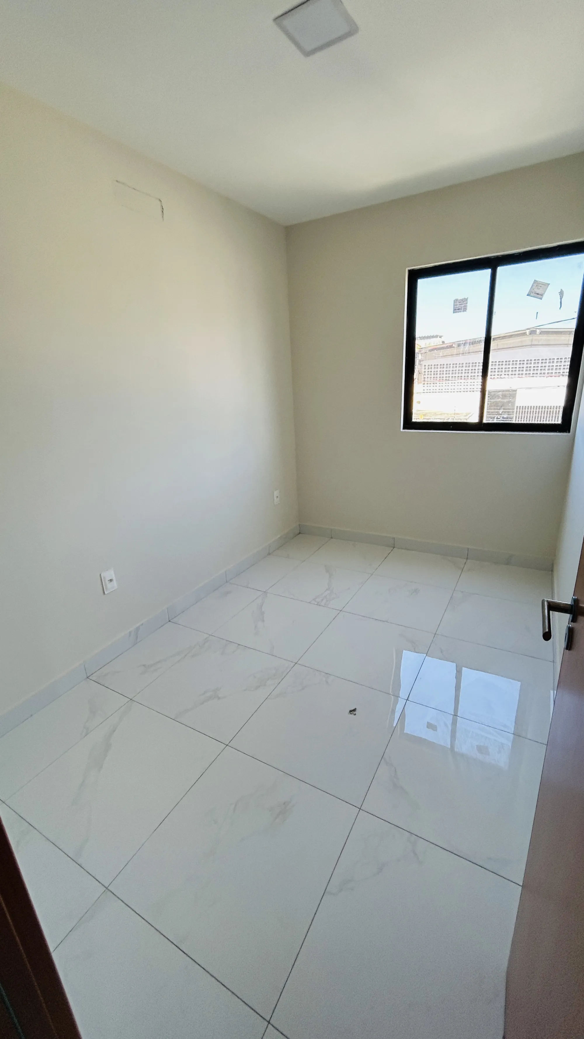 PORTALE SOLARE RESIDENZIALE – APARTAMENTOS DE 2 E 3 QUARTOS NO PORTAL DO SOL - imagem 19