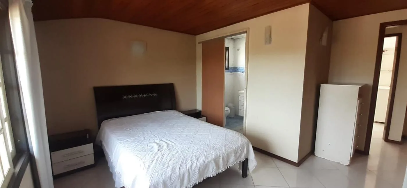 Casa para Venda em Cabo Frio / RJ no bairro Peró - imagem 17