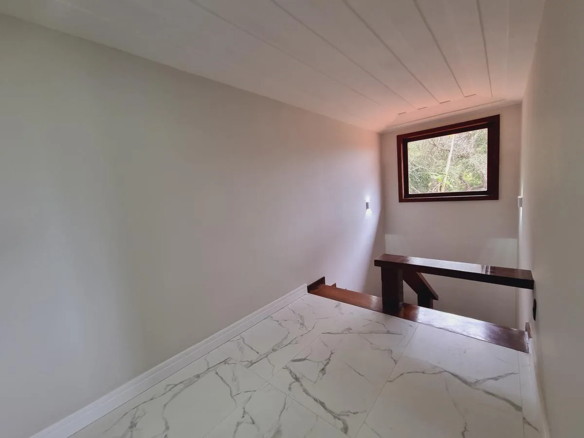 Casa para Venda em Armação dos Búzios / RJ no bairro Ferradura - imagem 37