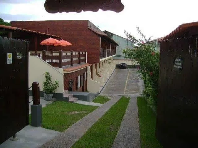 Casa em Condomínio para Venda em Cabo Frio / RJ no bairro Peró - imagem 18