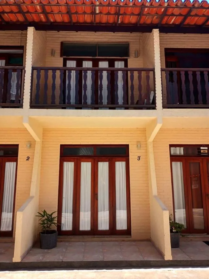 Casa em Condomínio para Venda em Cabo Frio / RJ no bairro Peró