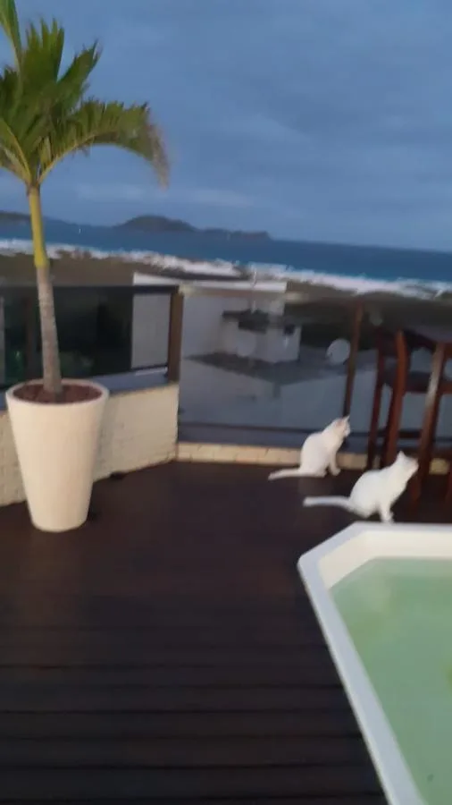 Cobertura para Venda em Cabo Frio / RJ no bairro Braga