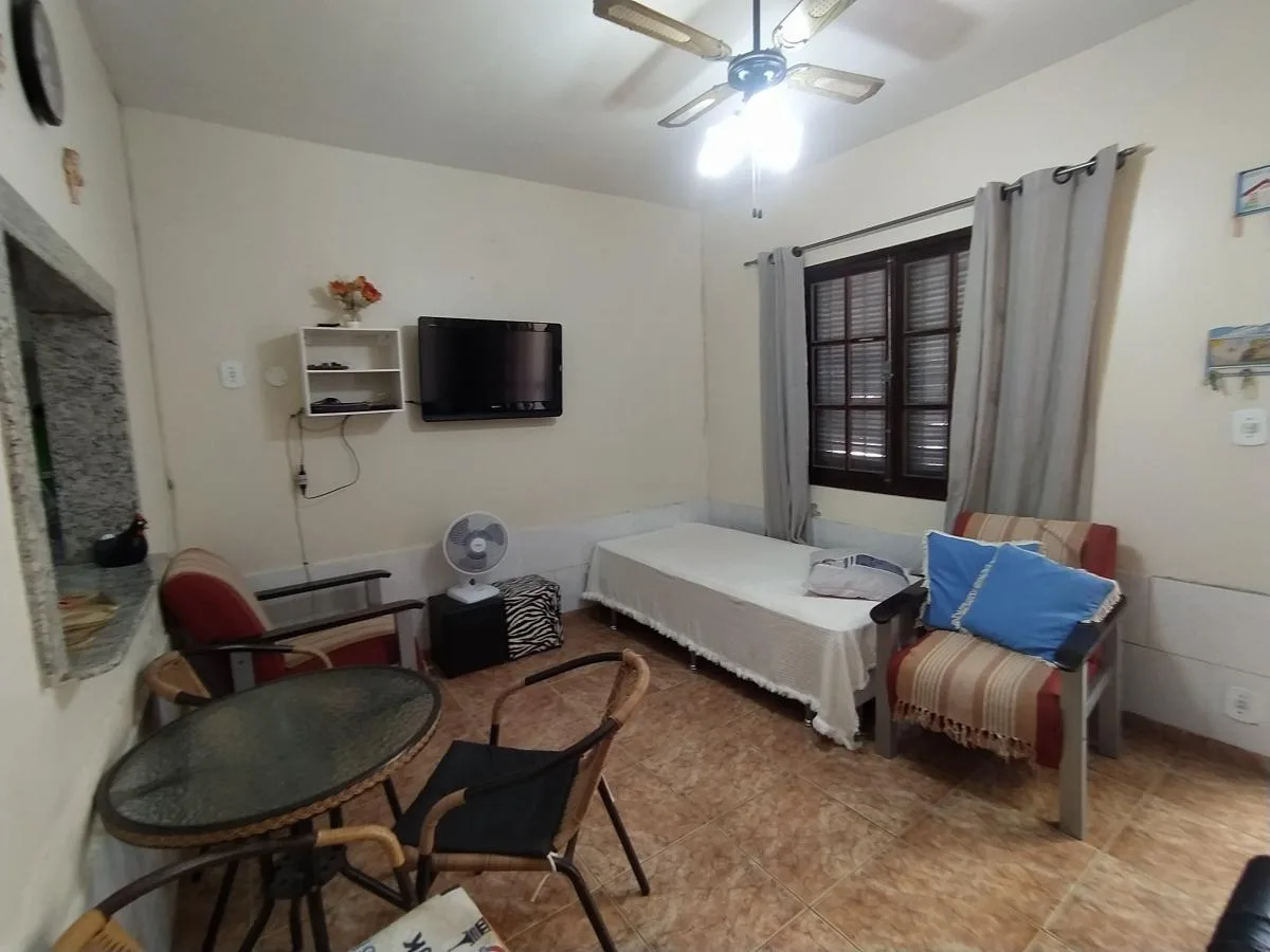 Casa em Condomínio para Venda em Cabo Frio / RJ no bairro Peró - imagem 8