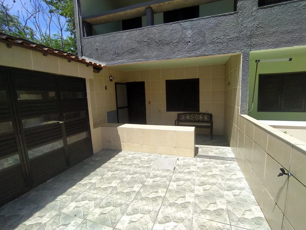 Casa em Condomínio para Venda em Cabo Frio / RJ no bairro Peró - imagem 2