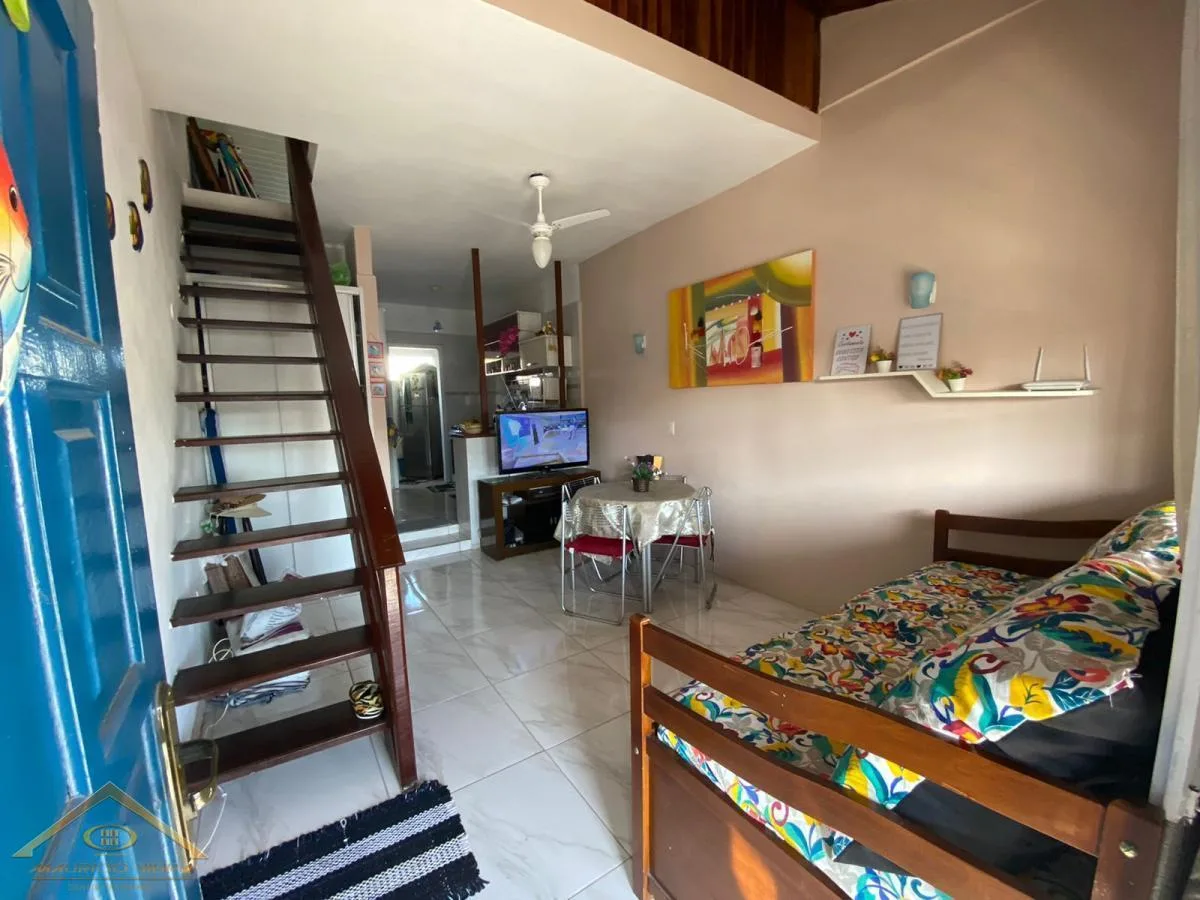 Casa em Condomínio para Venda em Cabo Frio / RJ no bairro Palmeiras