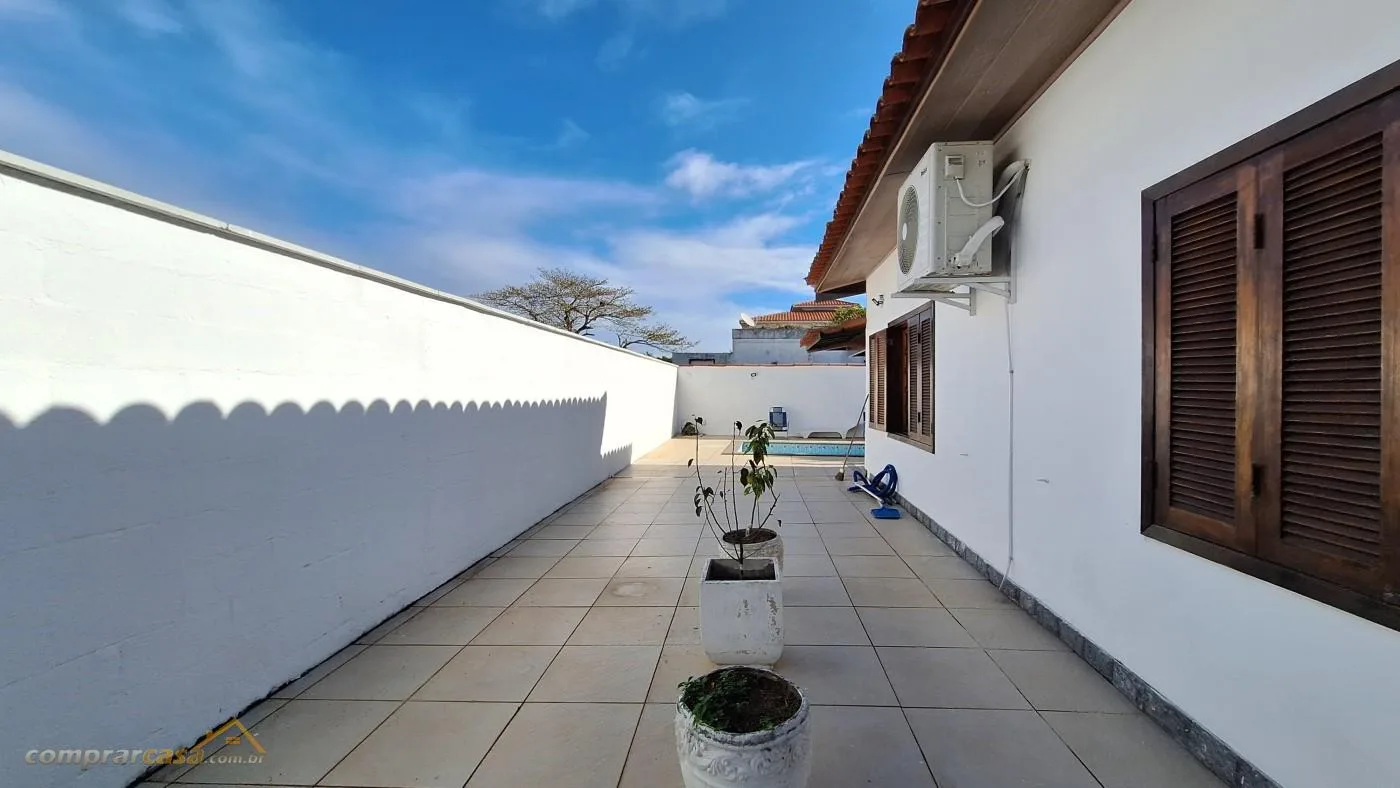 Casa em Canal Navegável na Ogiva, Cabo Frio/RJ - imagem 10