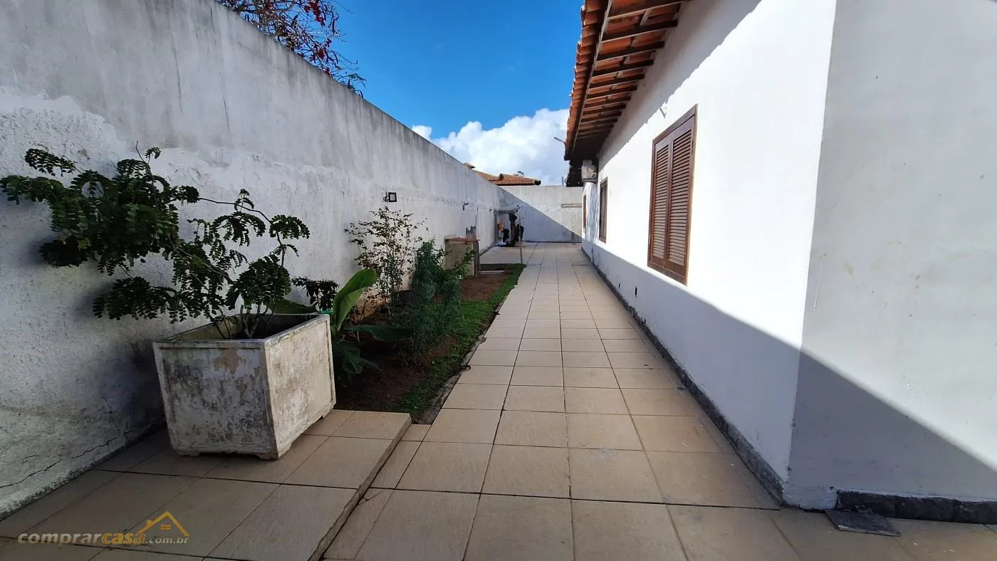 Casa em Canal Navegável na Ogiva, Cabo Frio/RJ - imagem 3