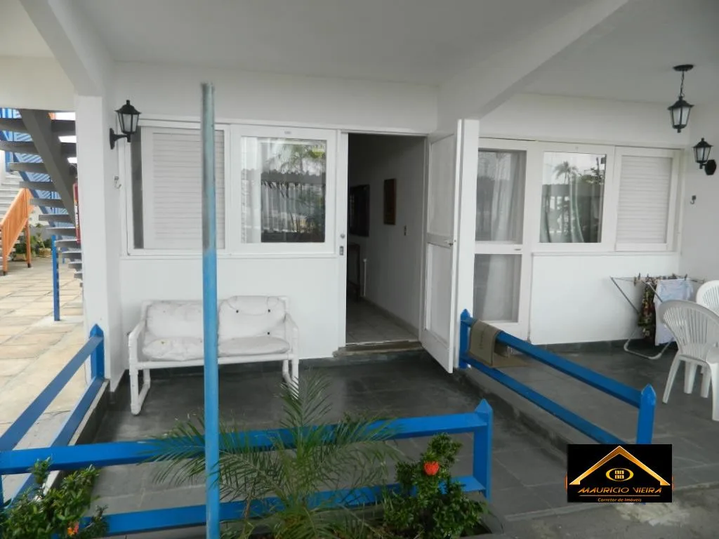 Apartamento para Venda em Cabo Frio / RJ no bairro Portinho