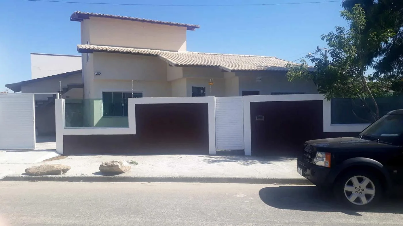 Casa para Venda em São Pedro da Aldeia / RJ no bairro Nova São Pedro