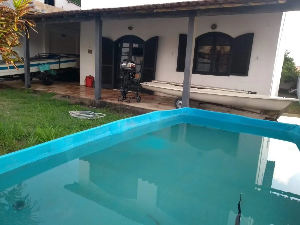 Casa para Venda em São Pedro da Aldeia / RJ no bairro Praia do Sudoeste