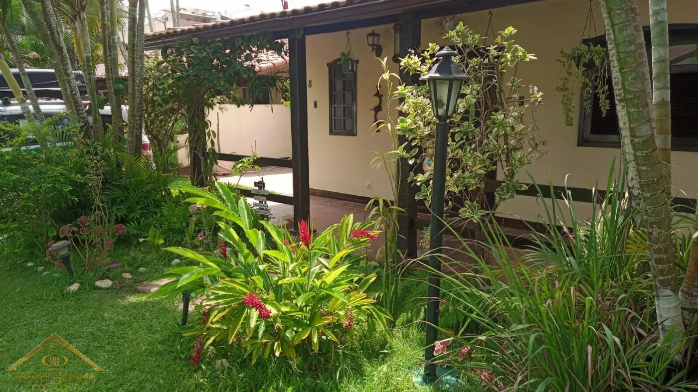 Casa em Condomínio para Venda em Cabo Frio / RJ no bairro Braga