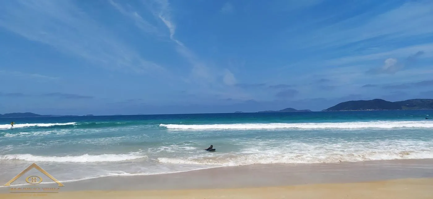 Casa em Condomínio para Venda em Cabo Frio / RJ no bairro Peró - imagem 23