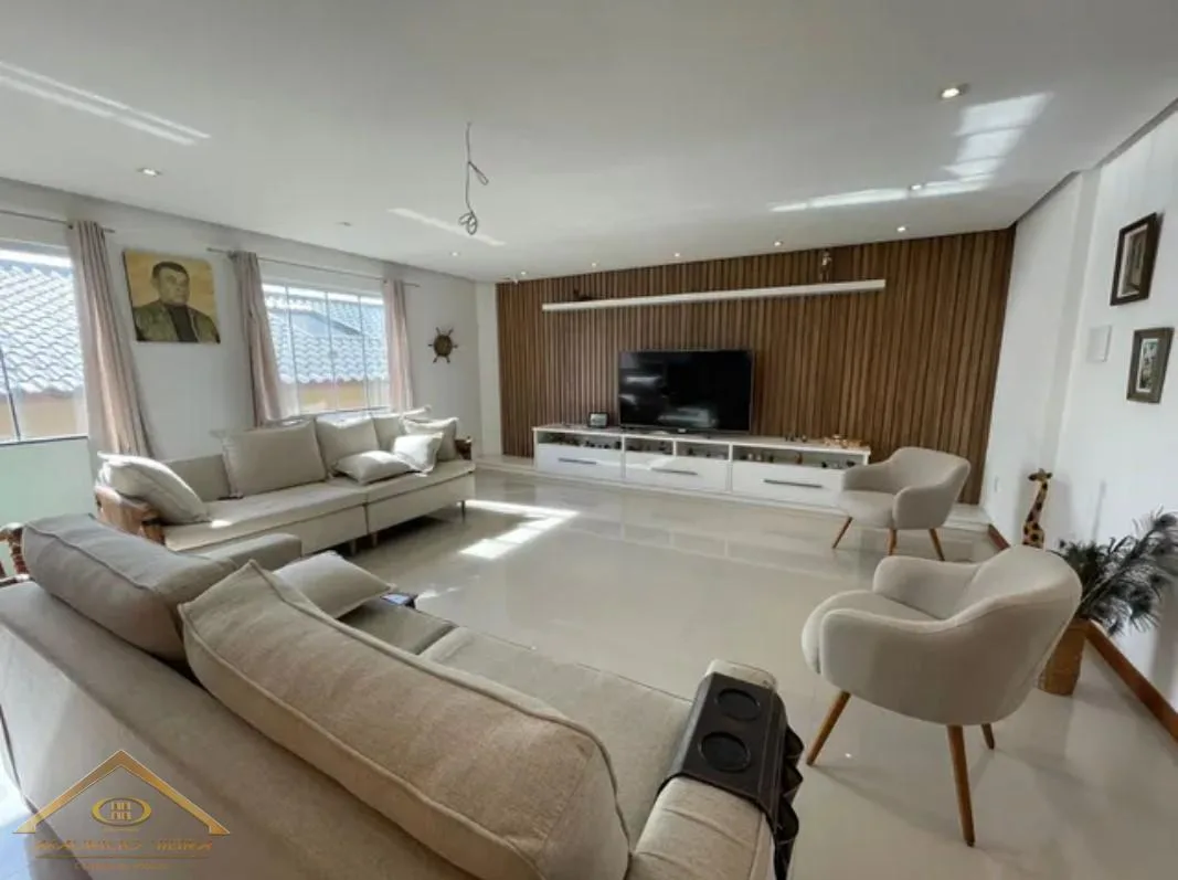 Cobertura para Venda em São Pedro da Aldeia / RJ no bairro Nova São Pedro