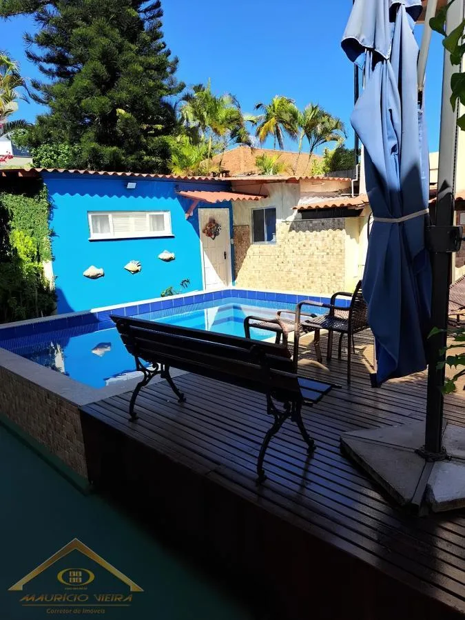 Casa em Condomínio para Venda em Cabo Frio / RJ no bairro Portinho