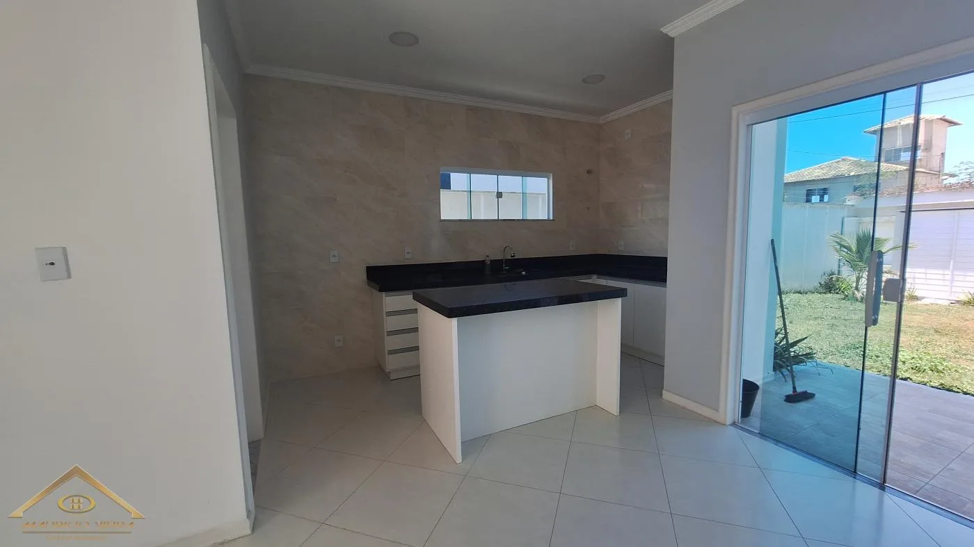 Casa para Venda em Cabo Frio / RJ no bairro Vila do Peró - imagem 6