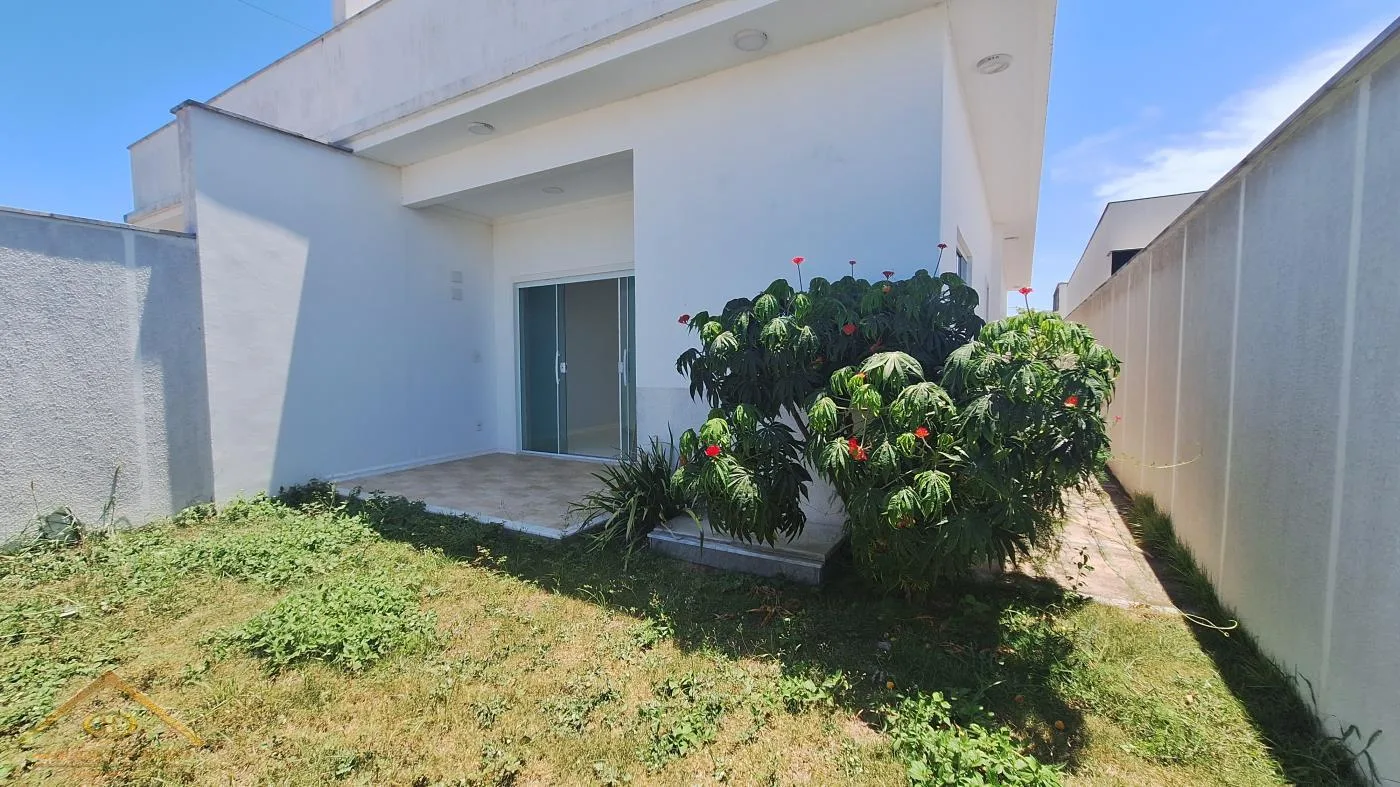 Casa para Venda em Cabo Frio / RJ no bairro Vila do Peró