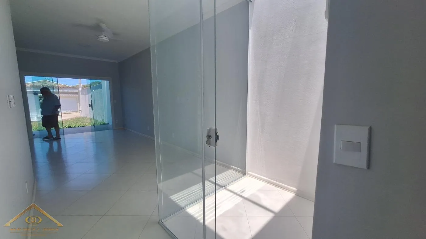 Casa para Venda em Cabo Frio / RJ no bairro Vila do Peró - imagem 16
