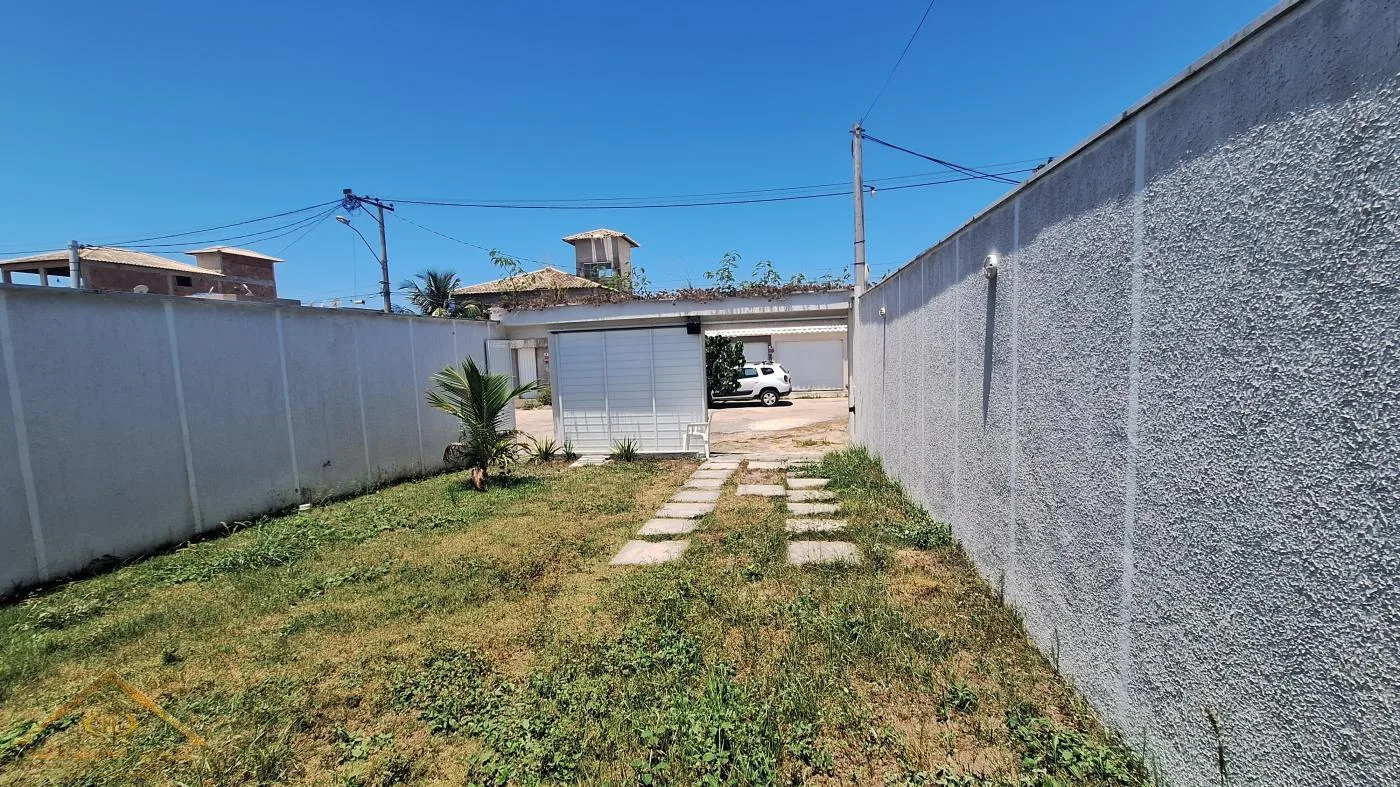 Casa para Venda em Cabo Frio / RJ no bairro Vila do Peró - imagem 2