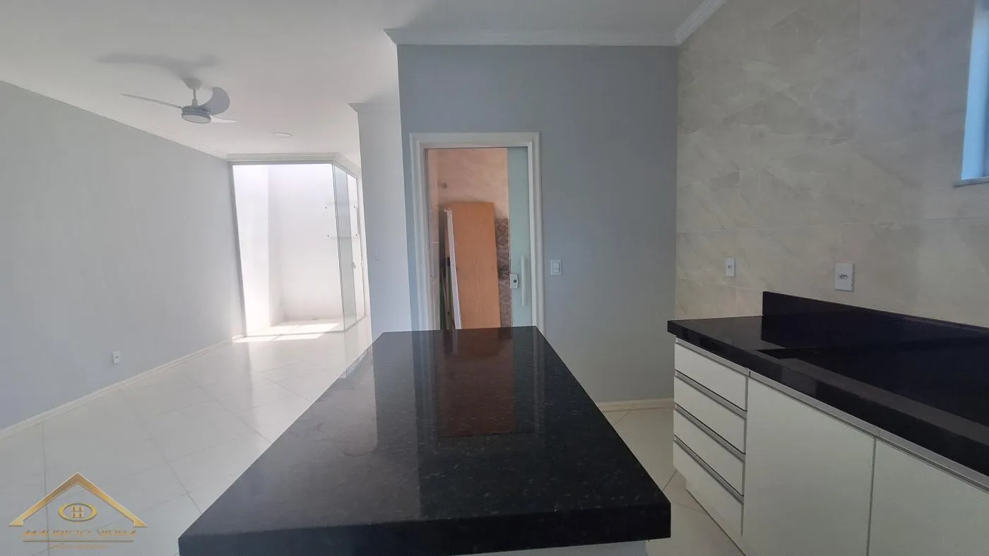 Casa para Venda em Cabo Frio / RJ no bairro Vila do Peró - imagem 9
