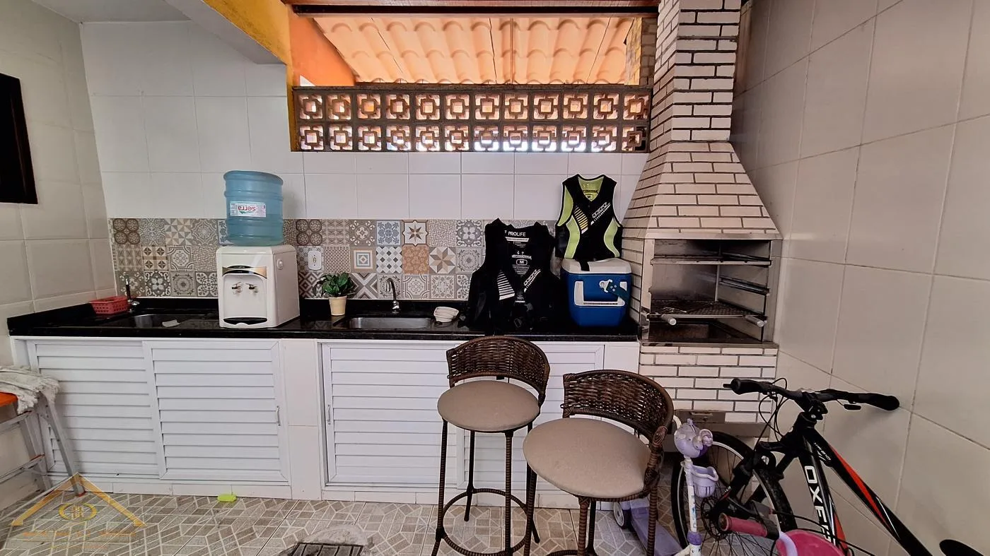Casa em Condomínio para Venda em Cabo Frio / RJ no bairro Ogiva - imagem 12