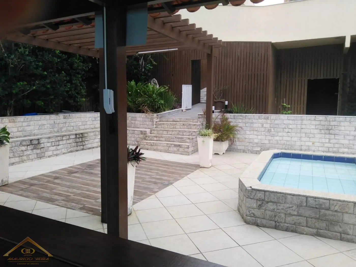 Casa em Condomínio para Venda em Cabo Frio / RJ no bairro Peró - imagem 32