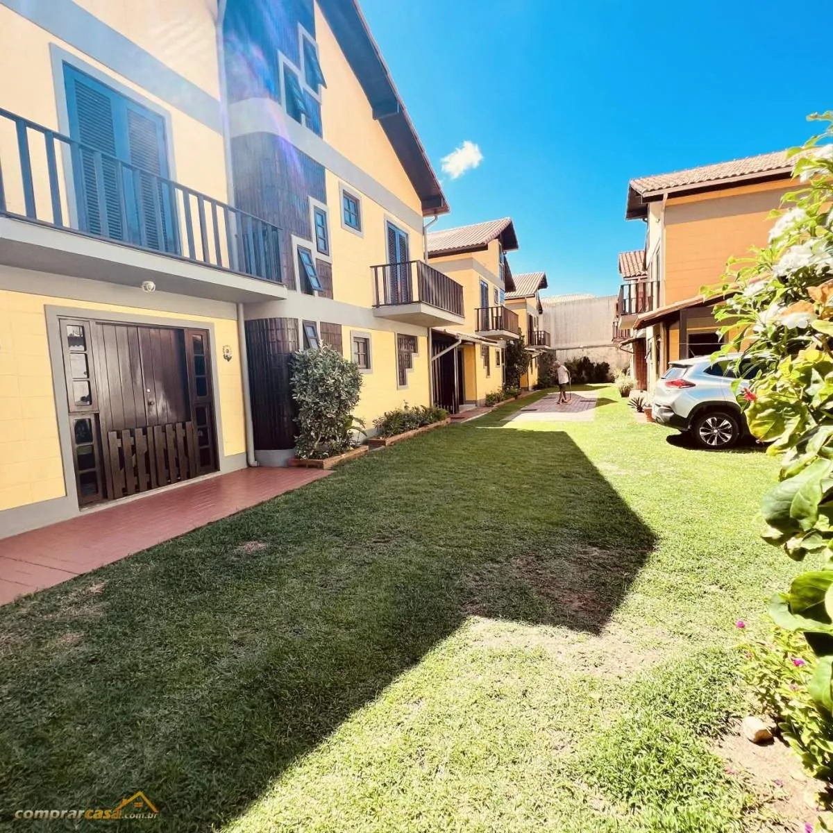 Casa em Condomínio para Venda em Cabo Frio / RJ no bairro Peró - imagem 25