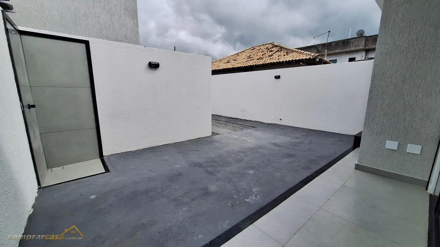 Casa para Venda em Cabo Frio / RJ no bairro Vila do Peró - imagem 36