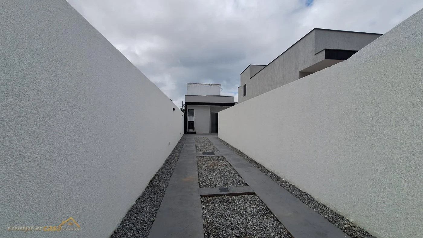 Casa para Venda em Cabo Frio / RJ no bairro Vila do Peró - imagem 6