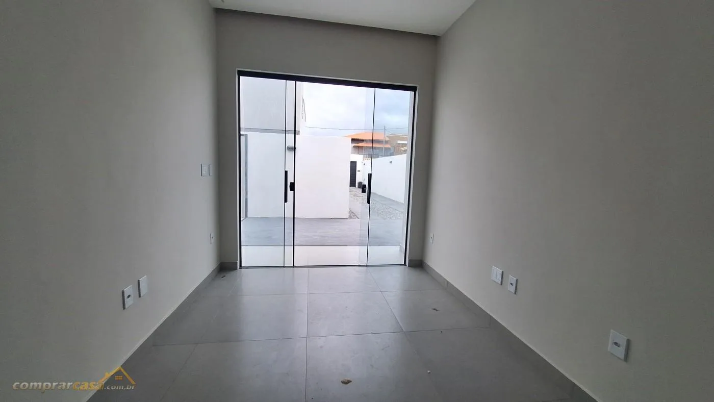 Casa para Venda em Cabo Frio / RJ no bairro Vila do Peró - imagem 13