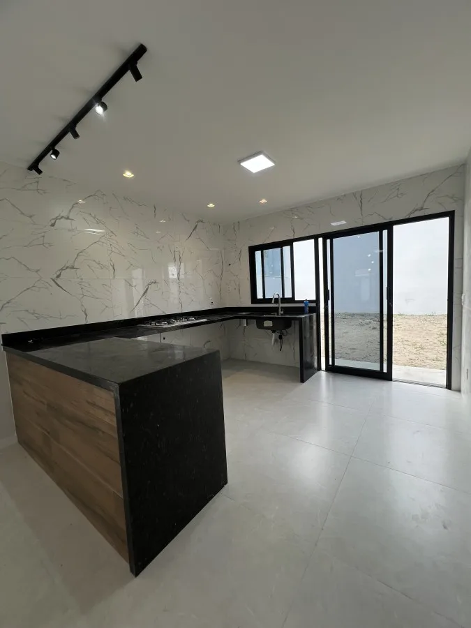 Casa para Venda em Cabo Frio / RJ no bairro Ogiva - imagem 12