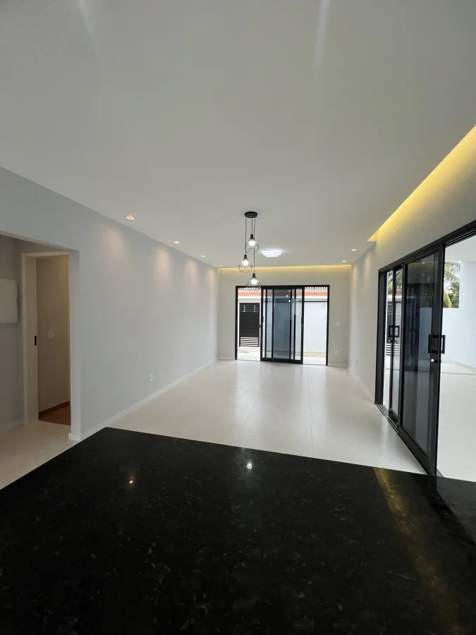 Casa para Venda em Cabo Frio / RJ no bairro Ogiva - imagem 9