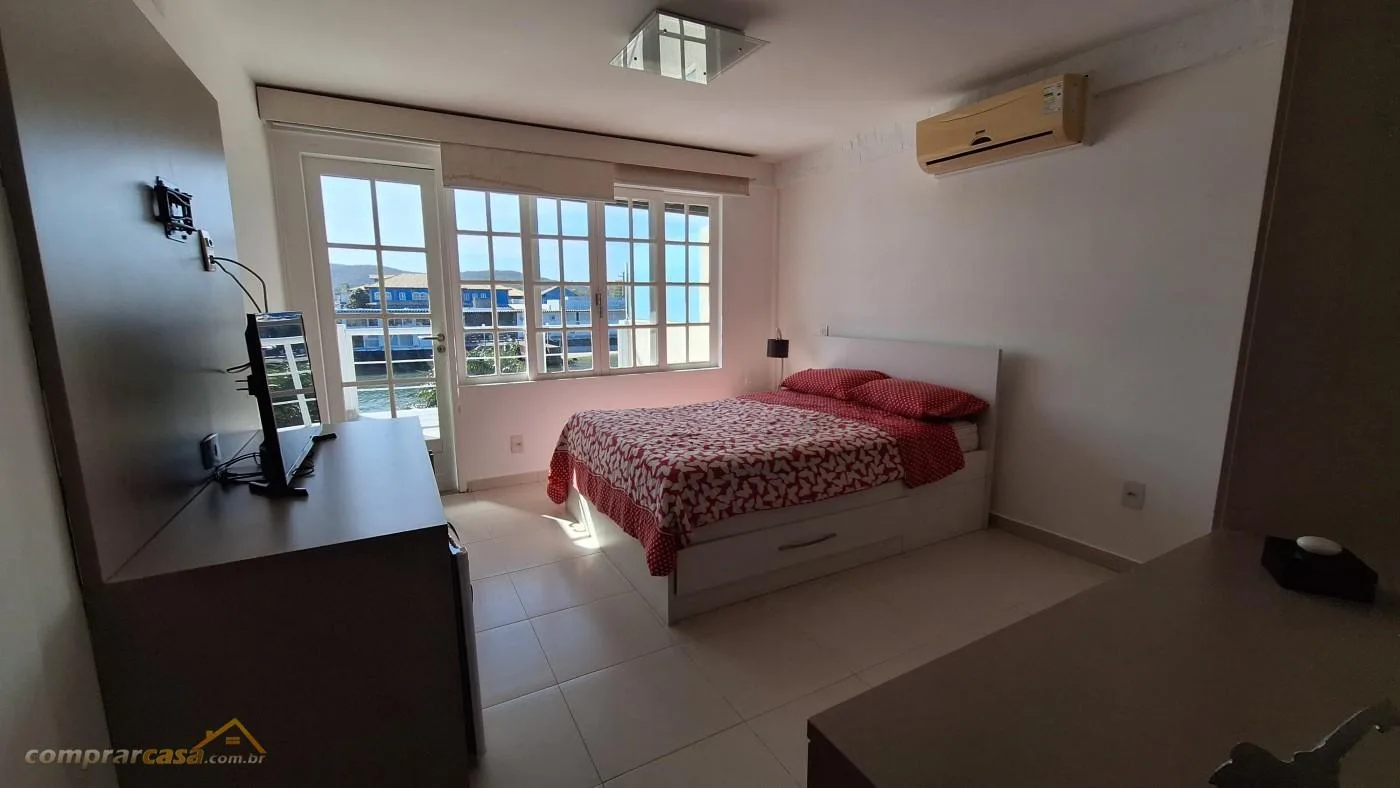 Casa em Condomínio para Venda em Cabo Frio / RJ no bairro Ogiva - imagem 37