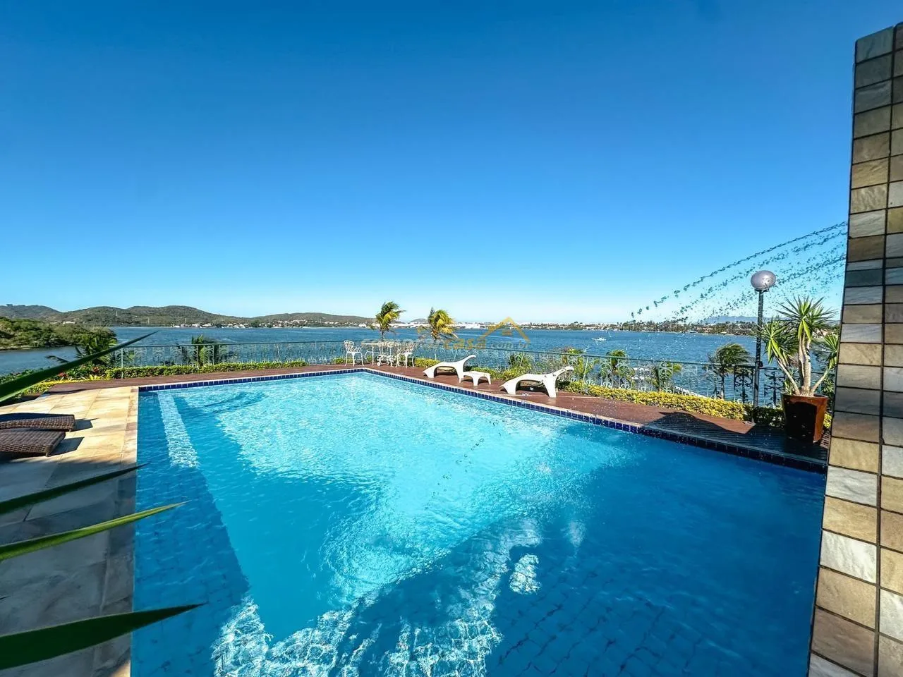 Casa para Venda em Cabo Frio / RJ no bairro Praia do Siqueira - imagem 29