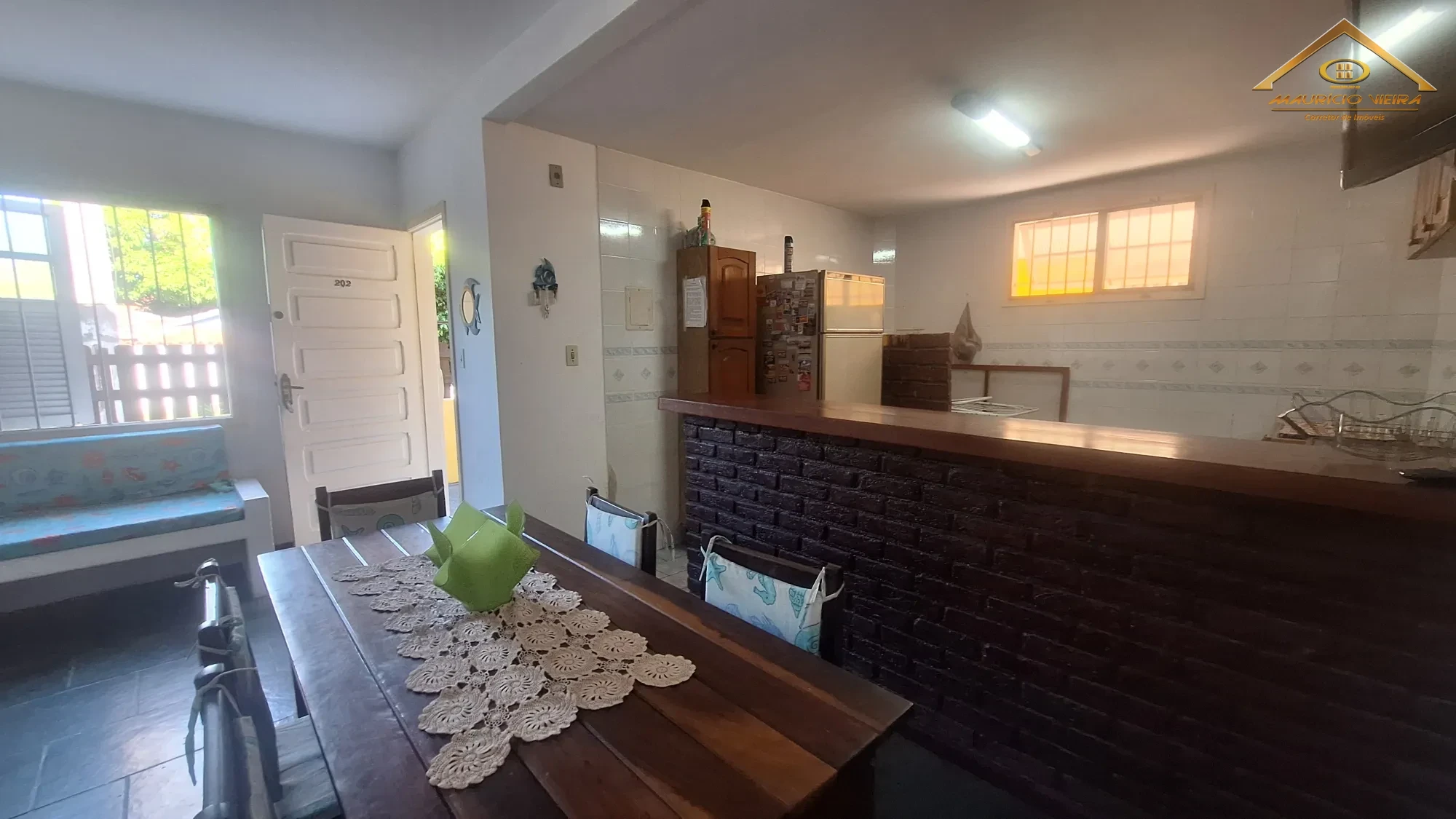 Linda casa na Ogiva, em condomínio fechado, porteira fechada e com preço abaixo do mercado. Em frente ao Clube Náutico. - imagem 6