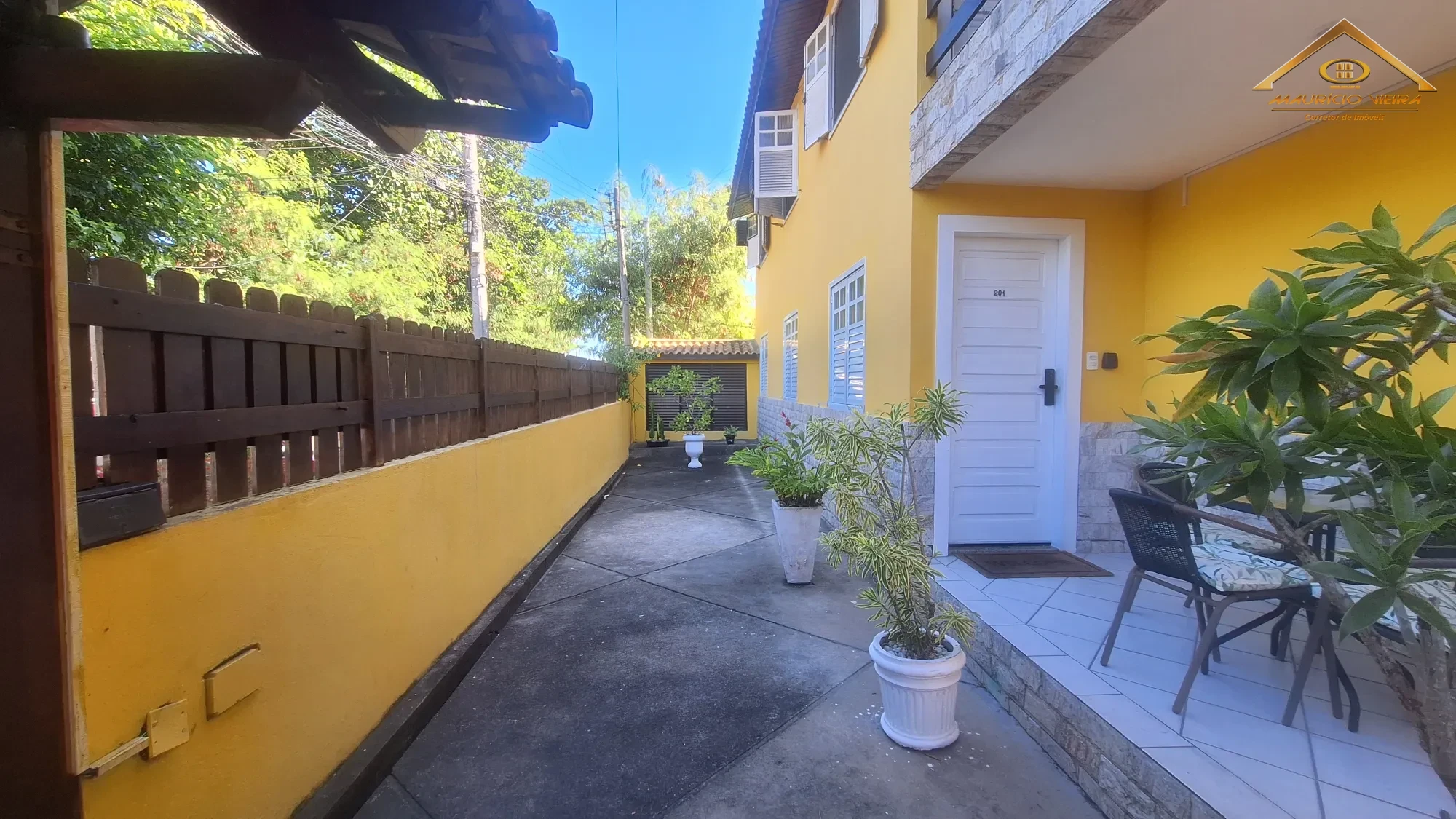 Linda casa na Ogiva, em condomínio fechado, porteira fechada e com preço abaixo do mercado. Em frente ao Clube Náutico. - imagem 30