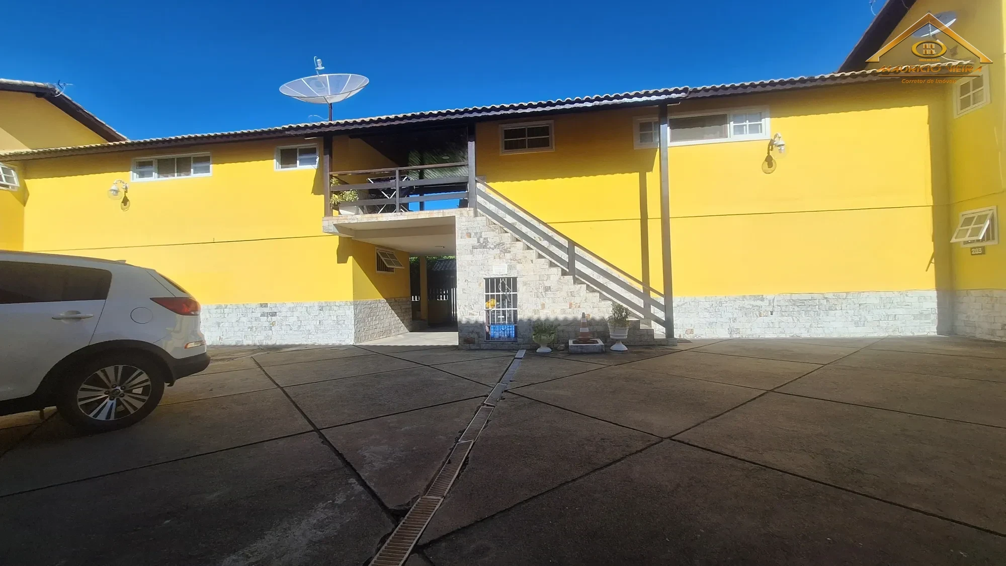 Linda casa na Ogiva, em condomínio fechado, porteira fechada e com preço abaixo do mercado. Em frente ao Clube Náutico. - imagem 42